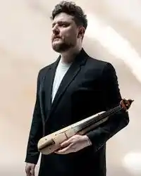 Ekin Uzunlar – Aldılar Hevesimi Albüm Kapağı