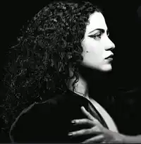 Emel Mathlouthi – Holm Albüm Kapağı