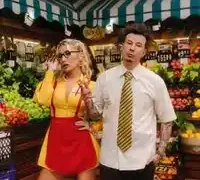 Emrah Karaduman – Deli Yangınım ft İrem Derici