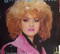 Gülden Karaböcek – Sevsen Ne Olurdu