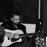 Güncel Gürsel Artıktay – Uzak Yol Albüm Kapağı