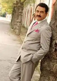 İbrahim Tatlıses – Ne Güzel Gözlerin Var Albüm Kapağı