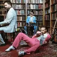 Mert Demir – Ateşe Düştüm Albüm Kapağı