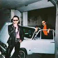 Mert Demir – Gözlerime Bak Albüm Kapağı