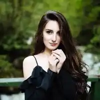 Merve Yavuz – Yüreğime Ektim Seni Albüm Kapağı