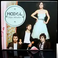 Model – Pembe Mezarlık Albüm Kapağı