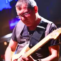 Namık Naghdaliyev – Annem (Jenerik) Albüm Kapağı