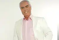 Nuri Sesigüzel – Kara Kaşlar Gözlerin Elmas Albüm Kapağı