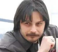 Serhad Raşa – Mapusun İçinde Üç Ağaç İncir