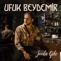 Ufuk Beydemir – Ay Tenli Kadın Albüm Kapağı