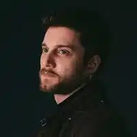 Ufuk Beydemir – Vazgeç Artık Rüyalarımdan ft Mavi Gri Albüm Kapağı