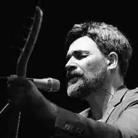 Uğur Işılak – Şöyle Bir Bakıyorum Albüm Kapağı