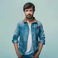 Yalın – Yaz Gülü Albüm Kapağı