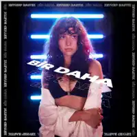 Zeynep Bastık – Bir Daha Albüm Kapağı